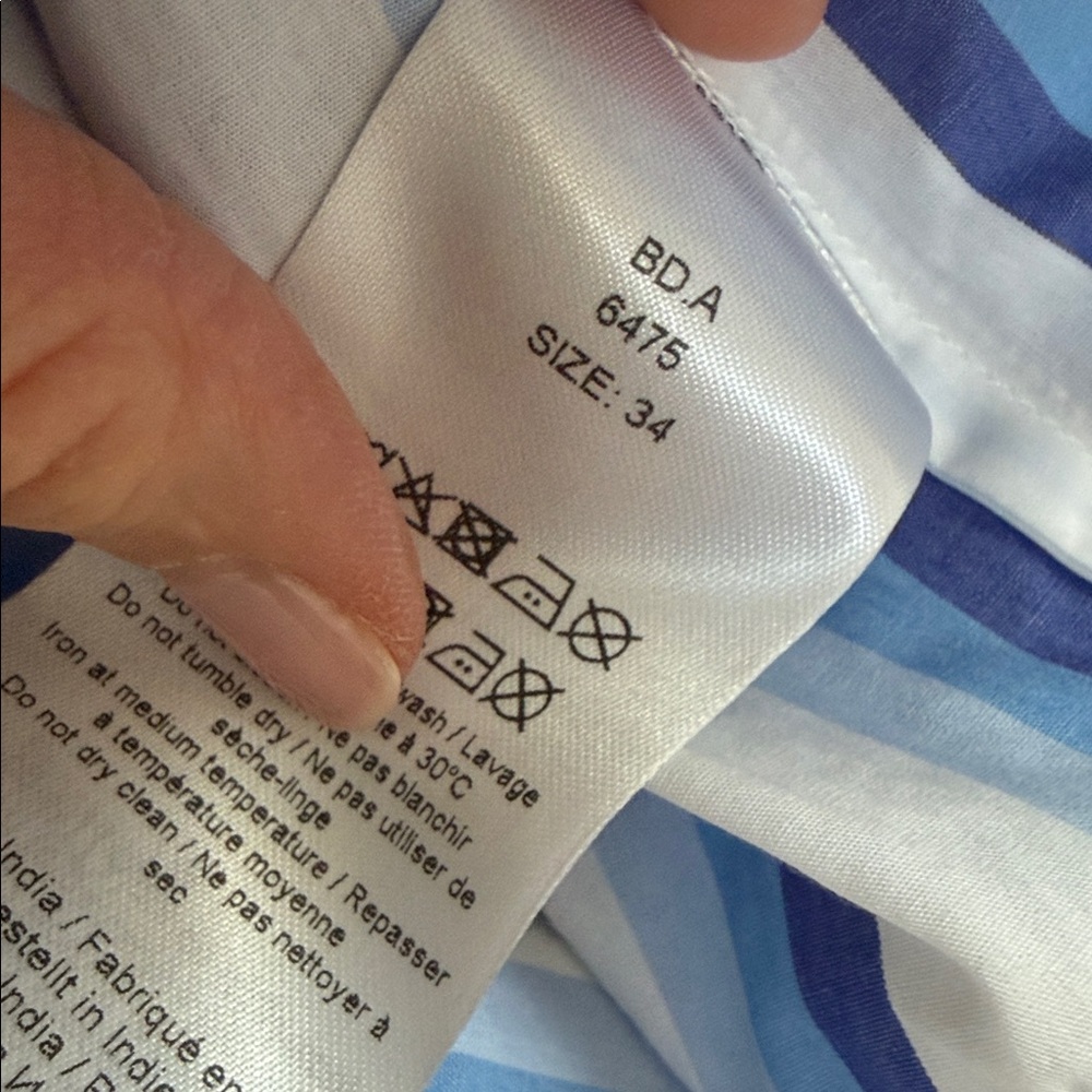 GANNI

Cotton Poplin Peplum Blouse
Blue and white stripe
Size 34/XS - Picture 3 of 5